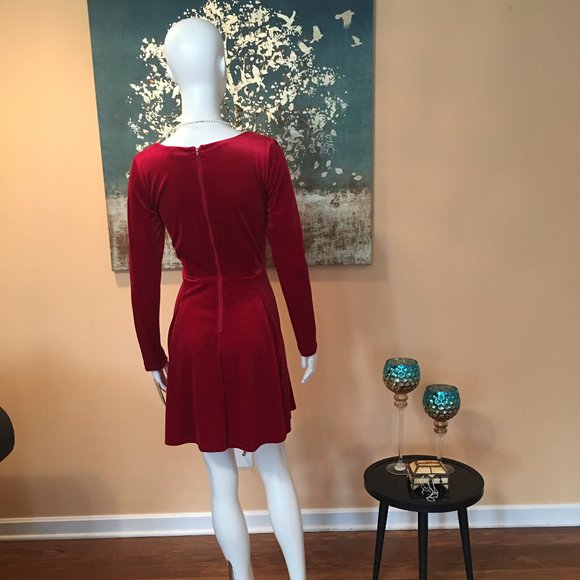 NWT Copper key Red velvet dress long sleeves L &M - Picture 2 of 12